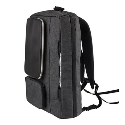 Mochila cinzenta escura com bolsos frontais e alças acolchoadas