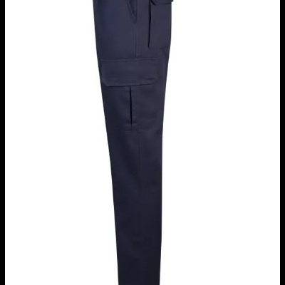 Calças azuis escuras com bolsos laterais e corte reto