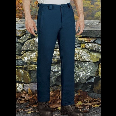 Calças azuis escuras compridas usadas ao ar livre