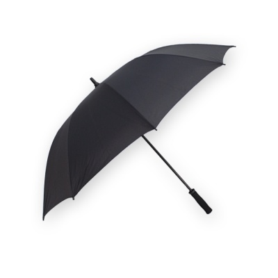 Guarda-chuva grande preto com cabo preto direito