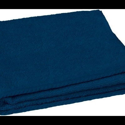 Manta azul escura dobrada