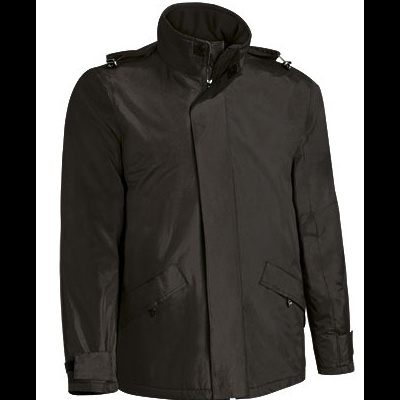 Casaco masculino preto com gola alta e bolsos frontais