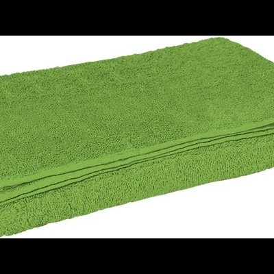Toalha de banho verde dobrada