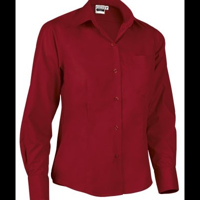 Camisa feminina vermelha de manga comprida com gola e botões
