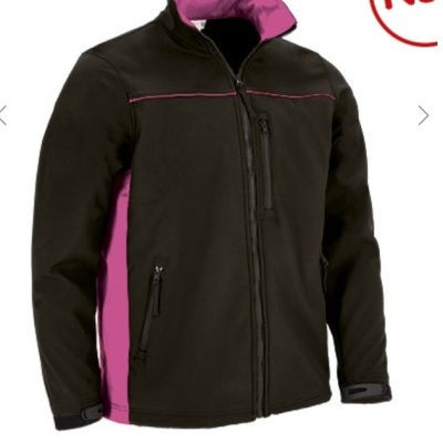 Casaco softshell preto com detalhes rosa e fechos de correr