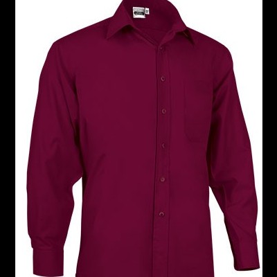 Camisa de manga comprida vinho com bolso e botões da mesma cor