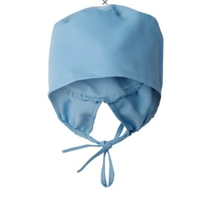 Touca azul clara para bebé com laço para atar