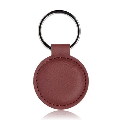 Porta-chaves redondo castanho com argola metálica