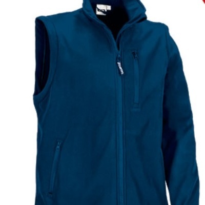 Colete azul escuro com zíper frontal e bolso, isolado em fundo branco