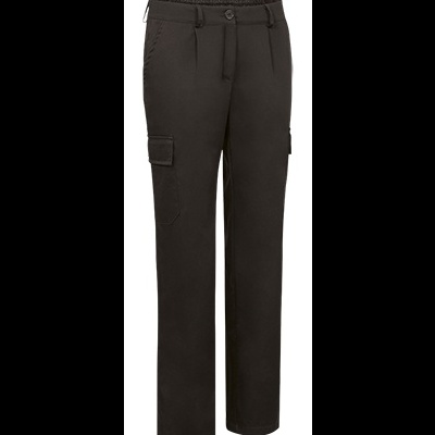 Calças pretas com bolsos laterais e botão