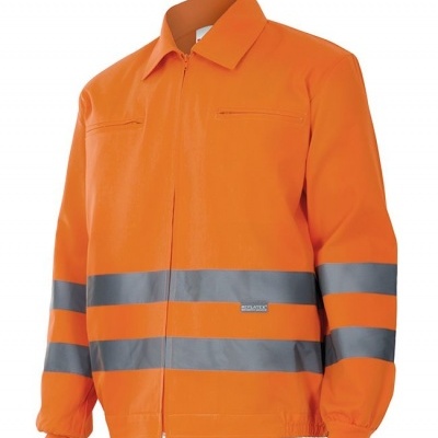 Casaco de alta visibilidade laranja com faixas refletoras cinzentas