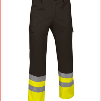 Calças de trabalho pretas com faixas refletoras cinza e amarelo nas pernas