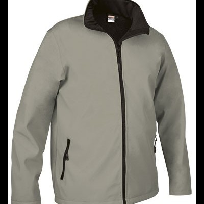 Casaco cinzento com fecho preto e gola alta preta