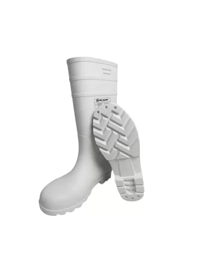 Botas brancas altas com sola antiderrapante e etiqueta BCAMP WORK