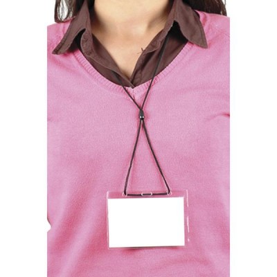 Cartão de identificação em capa plástica com cordão ao pescoço