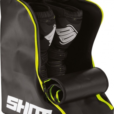 Saco de transporte preto com botins pretos e detalhes amarelos