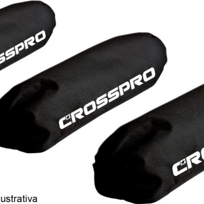 Três almofadas protetoras pretas para barra de carro com texto branco CROSSPRO