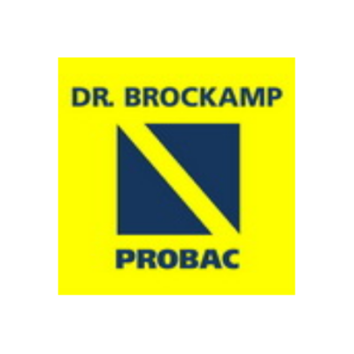 Logótipo quadrado amarelo com texto DR. BROCKAMP e PROBAC e um triângulo azul com faixa amarela diagonal