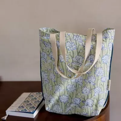 ToteBag&#x20;Azul&#x20;Floral&#x20;&#x7C;&#x20;Algod&#x00E3;o&#x20;Org&#x00E2;nico