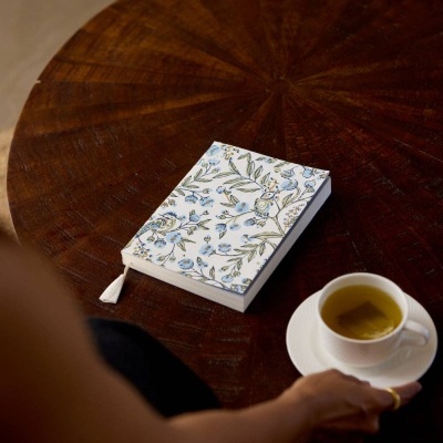 Paper&#x20;Mirchi&#x20;&#x7C;&#x20;Caderno&#x20;A5&#x20;Pautado