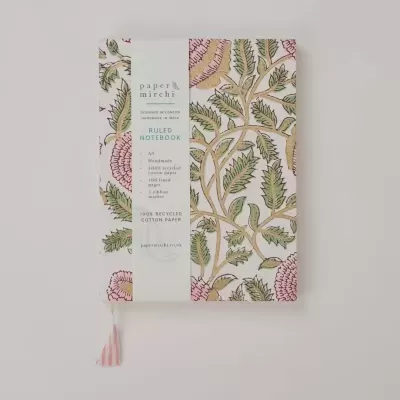 Paper&#x20;Mirchi&#x20;&#x7C;&#x20;Caderno&#x20;A5&#x20;Pautado