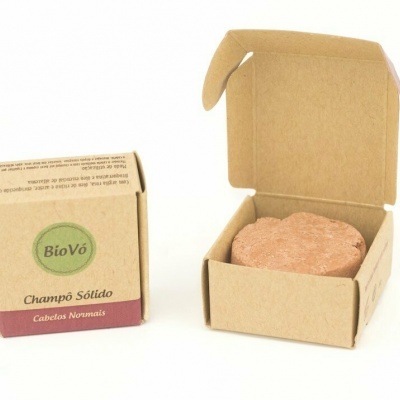 Champô sólido BioVó em embalagem de cartão reciclado aberta e fechada