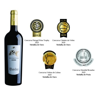 Garrafa de vinho tinto Mundus Reserva com medalhas de ouro e prata 2021