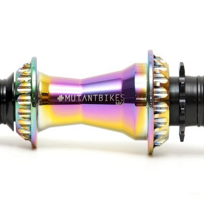 Cubos metálicos iridescentes para bicicleta com texto MUTANTBIKES