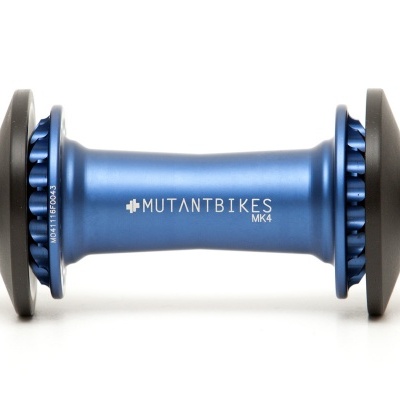 Cubo de bicicleta azul metálico MUTANTBIKES MK4 com porcas pretas