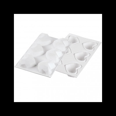 Formas de silicone brancas para bolos em formato de coração