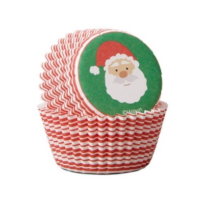 Formas para cupcakes com padrão vermelho e branco e imagem de Pai Natal