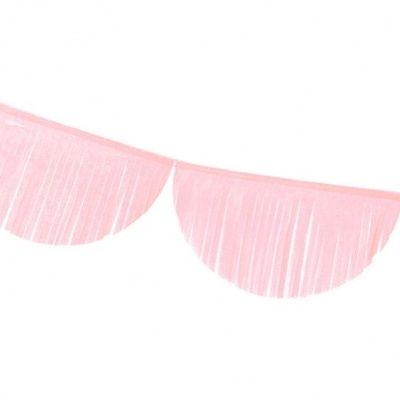 Guirlanda decorativa rosa com franjas semicirculares em tecido