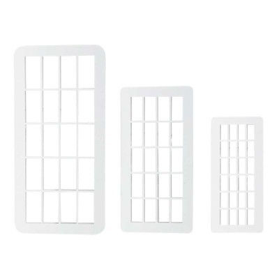 Três molduras retangulares brancas com divisórias internas