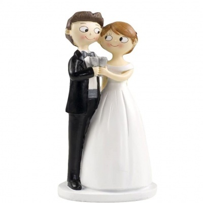 figura decorativa de noivos vestidos de noivo com fato preto e noiva com vestido branco