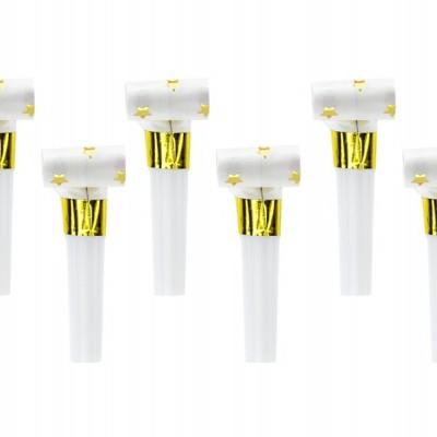 Seis apitos de festa brancos com detalhes dourados e estrelas amarelas