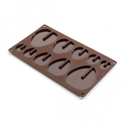 Forma de silicone castanha para bolos com vários moldes em círculos e ovais