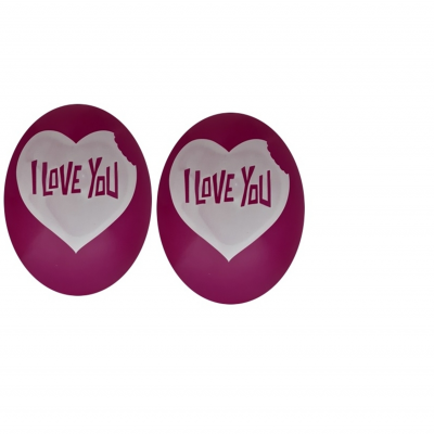 Dois balões cor-de-rosa com corações brancos e texto 