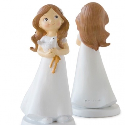 Figuras decorativas de menina com vestido branco a segurar coelho branco