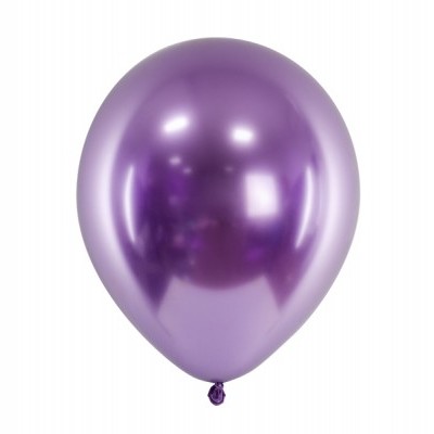 Balão roxo metálico brilhante sobre fundo branco