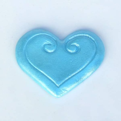 Coração azul decorativo com relevo em espiral