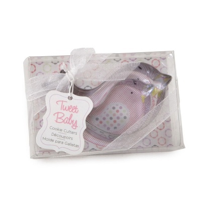 Conjunto de cortadores de bolachas em forma de passarinho embalado em caixa transparente com laço branco