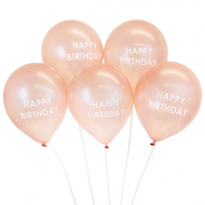 Cinco balões rosa perolados com texto branco HAPPY BIRTHDAY