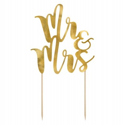 Topo de bolo dourado com texto Mr & Mrs em letras cursivas