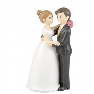 Figura decorativa de noivos em pose de dança