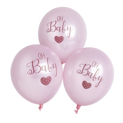 Três balões cor-de-rosa com frase 'OH Baby' e corações castanhos