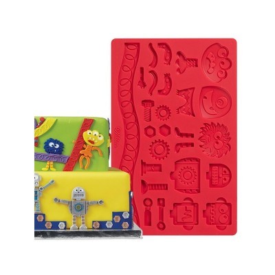 Molde de silicone vermelho para decoração de bolo com tema de robôs e bolo decorado com figuras de robôs