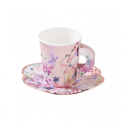 Conjunto de chá floral em cerâmica rosa com chávena e prato