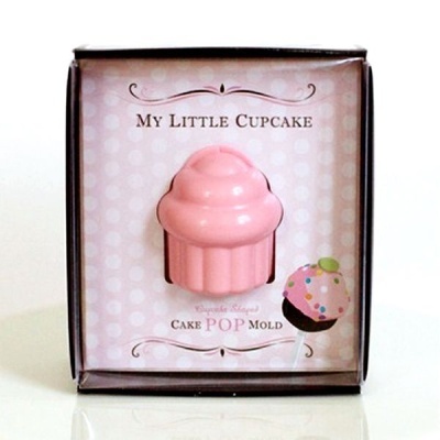Molde para cake pop em forma de cupcake cor-de-rosa numa embalagem com padrão de bolinhas
