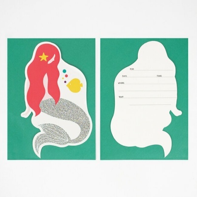 Cartões em forma de sereia com imagens e espaços para preenchimento no verso