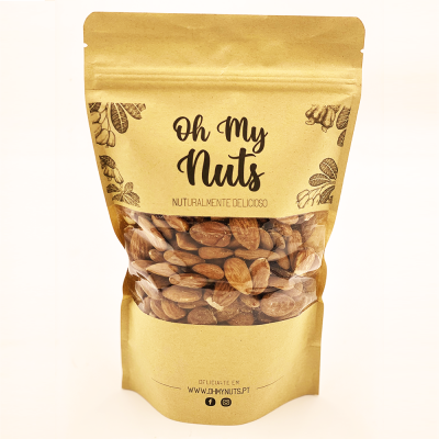 Saco de amêndoas Oh My Nuts com embalagem castanha clara e janela transparente